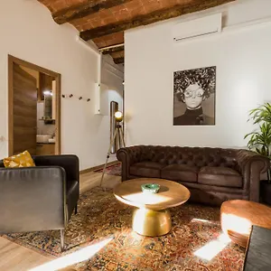 Magalhaes - Trad Flat In Poble Sec, Near Ramblas Appartement